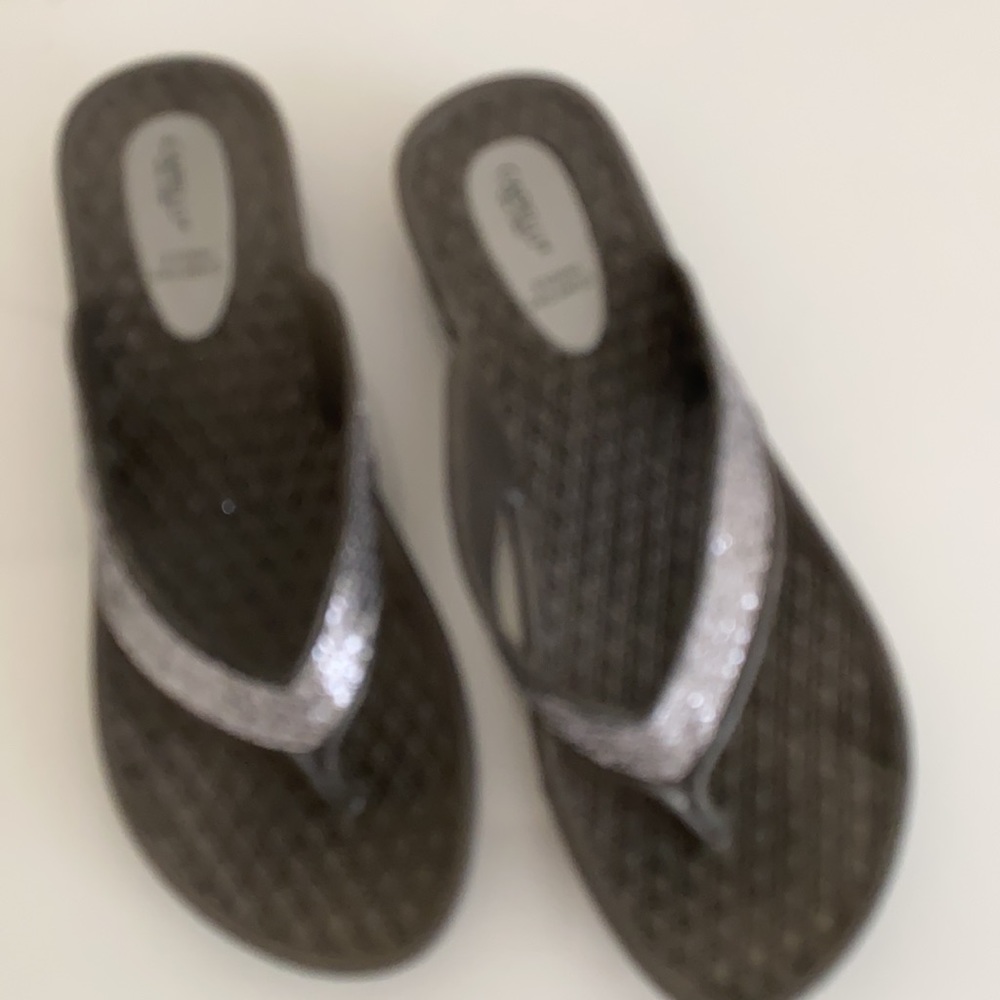 Capelli thong sandals. NWOtags - Picture 7 of 11